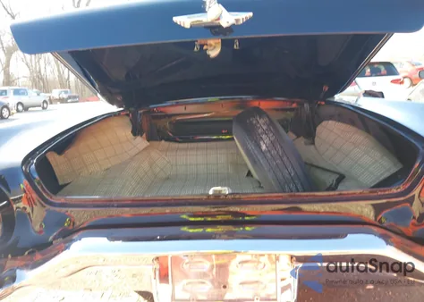 1957 Ford Thunderbird из США, поврежденный, VIN E7SH395584